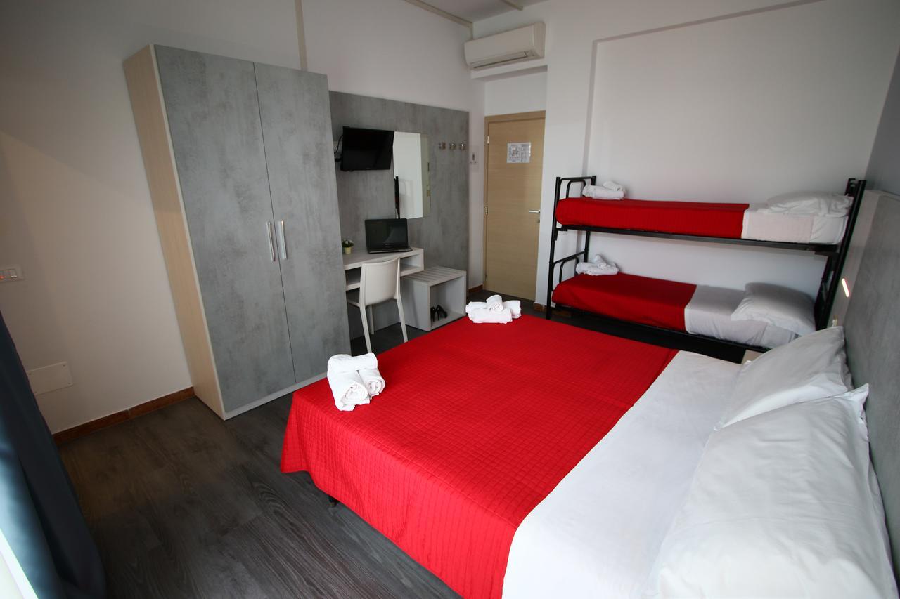 Hotel Kim Rimini Ngoại thất bức ảnh