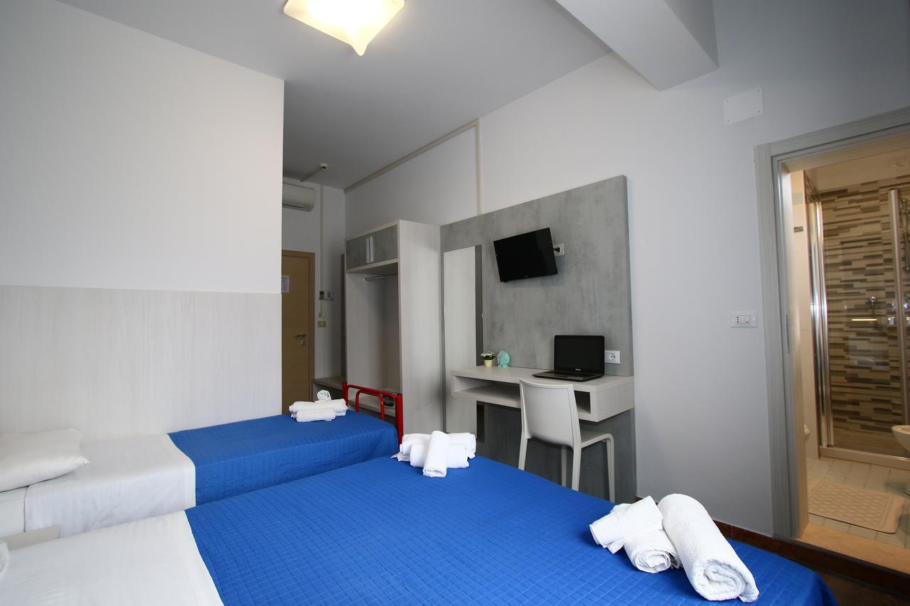 Hotel Kim Rimini Ngoại thất bức ảnh