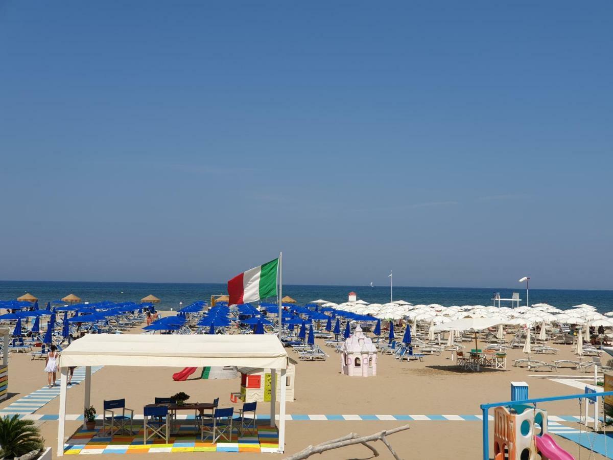 Hotel Kim Rimini Ngoại thất bức ảnh