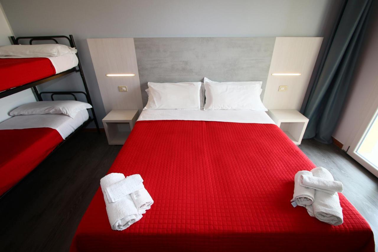 Hotel Kim Rimini Ngoại thất bức ảnh